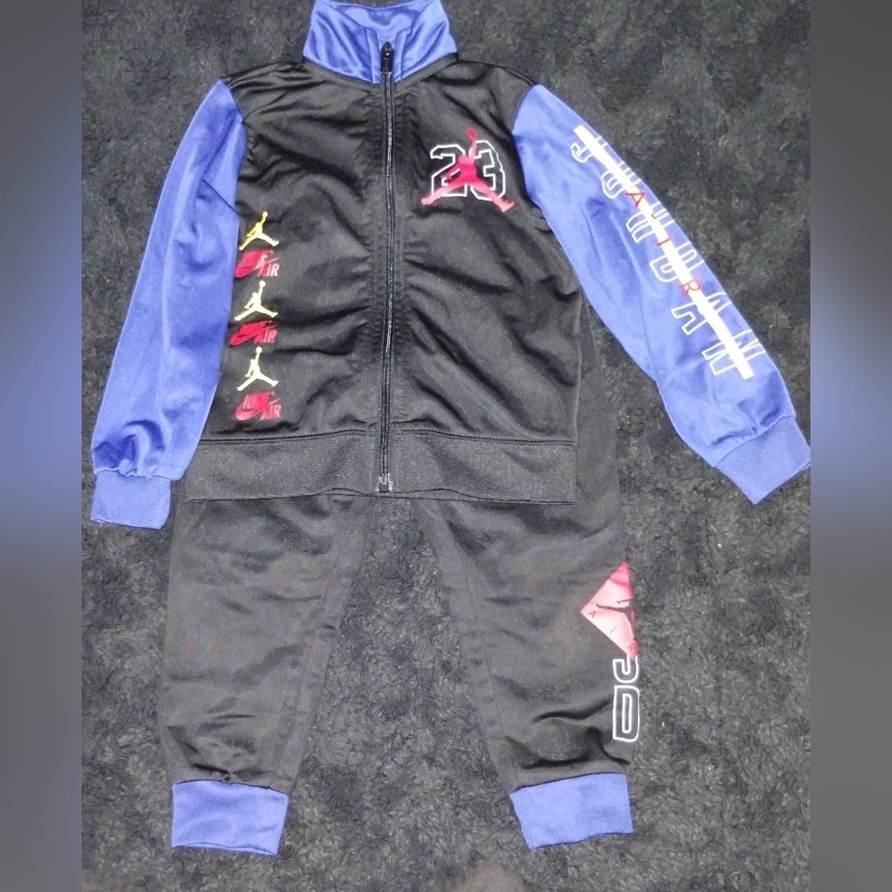 Jordan track suit 3T